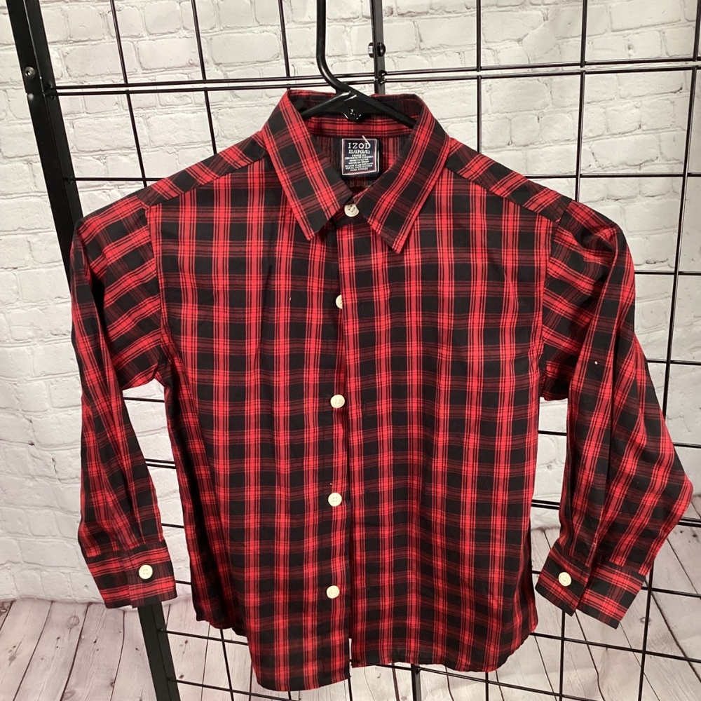 1749. Izod Boys 2PC Buffalo Plaid Long Sleeve Button Up EUC Size XS 4/5 - Picture 5 of 5